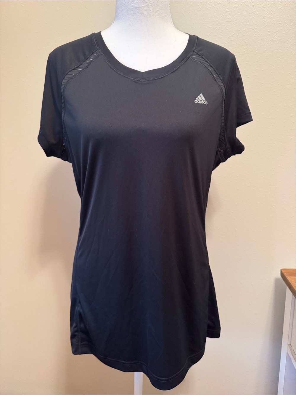 Women’s adidas Black Short Sleeve Women's Athletic Tee - Medium